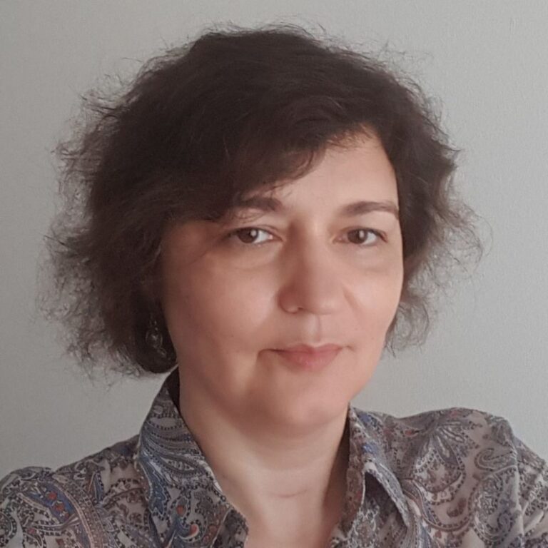 N Serebrennikova square cropped photo 768x768