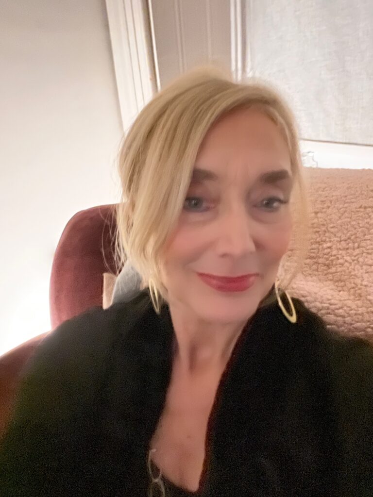 Facetune 22 12 2023 07 18 41 768x1024