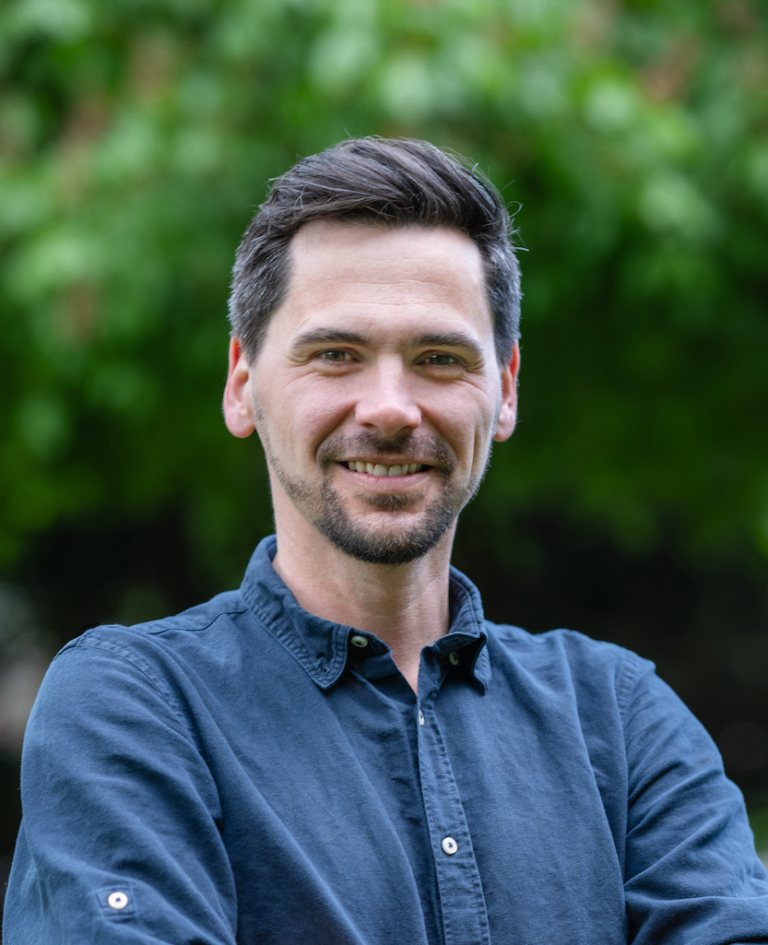 Gabor by Beat Monstein 1 cropped2 small 768x945