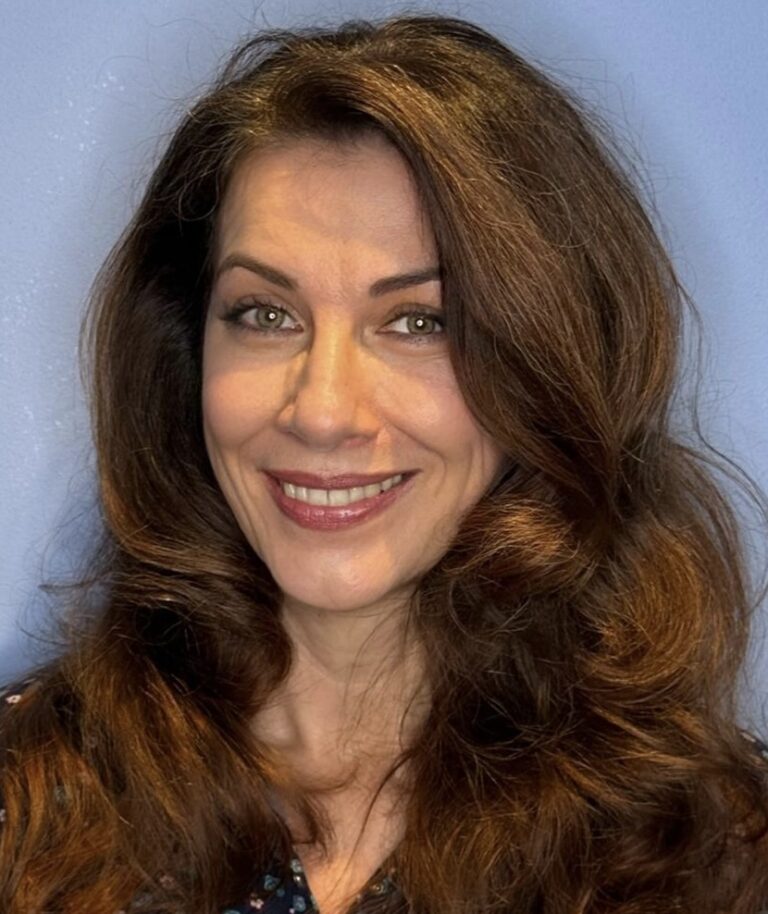 C0BFD924 05E3 45F0 9250 CC51A7727B4C 1 201 a 768x914